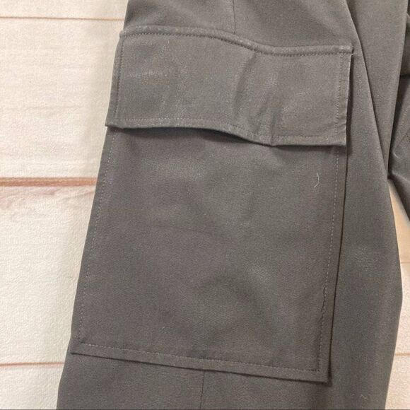 Theory Black Bootcut Cargo Trouser Pants Size 10 - Picture 10 of 13